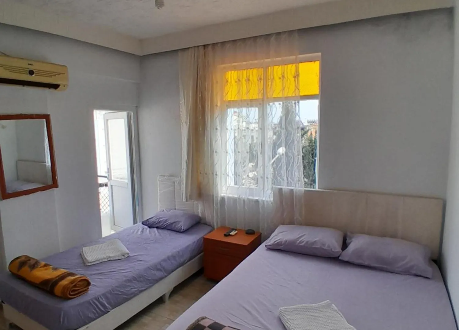 홈스테이 Uenal Otel Pansiyon 안탈리아