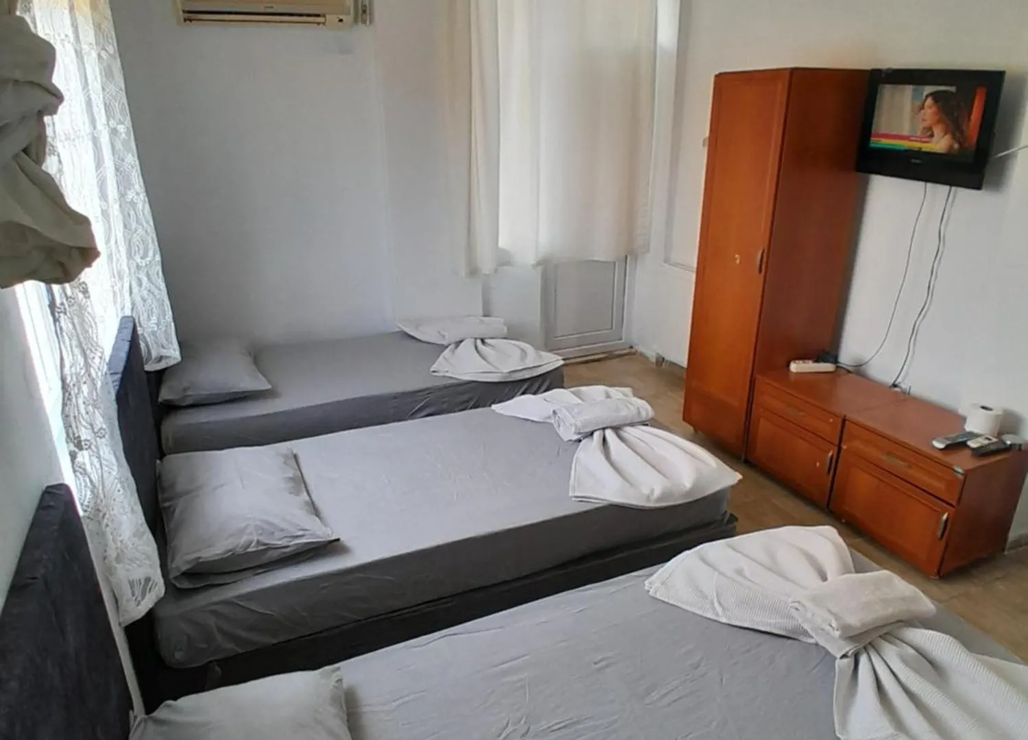 Uenal Otel Pansiyon 안탈리아